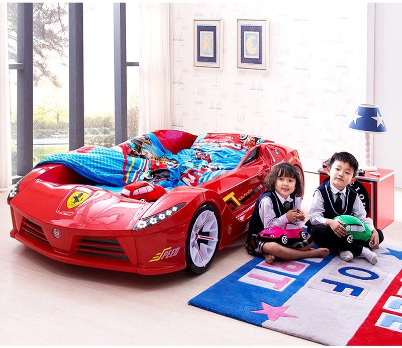 Giường ô tô xe đua 3D dành cho bé trai GTE078 màu đỏ