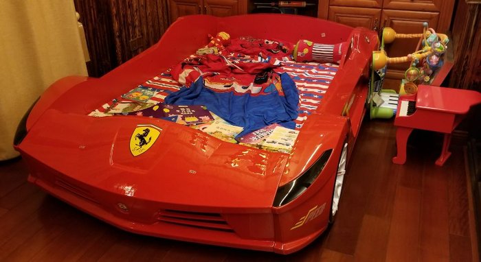Giường ô tô xe đua 3D dành cho bé trai GTE078 màu đỏ 3