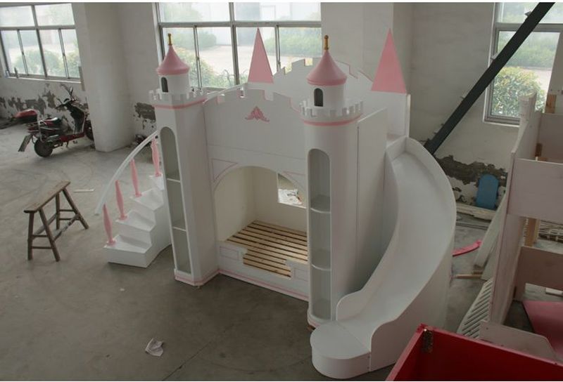 Giường cho bé gái kiểu lâu đài xinh xắn GTE057 4