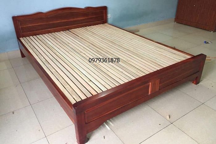 Giường gỗ keo giá rẻ sinh viên giá 1 triệu, 2 triệu VND