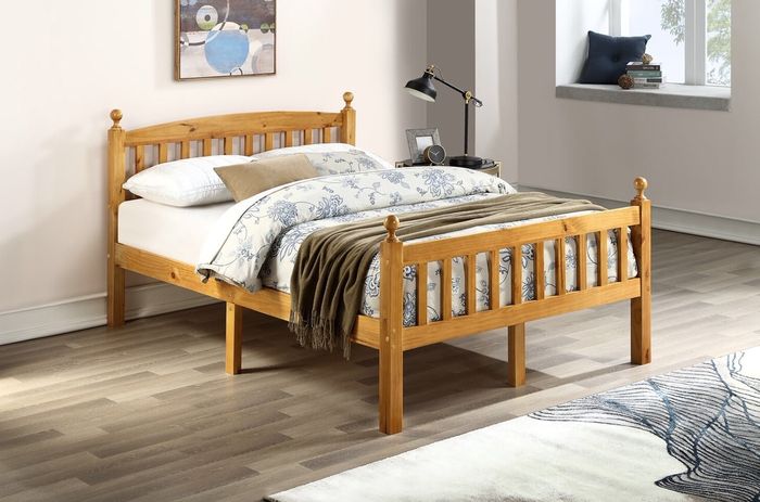 Giường gỗ thông nhập 1m x 2m / 1m4 x 2m: giá liên hệ, màu vàng