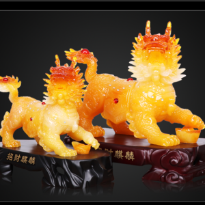 Tượng ngọc kỳ lân phong thủy QT020 màu vàng kiểu dáng khác