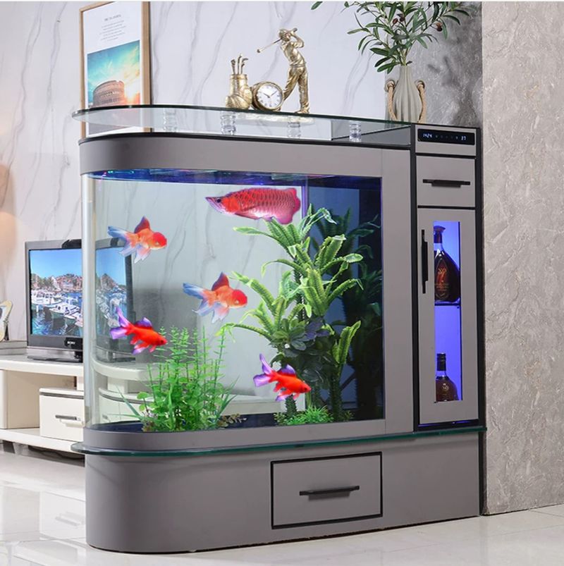 Bể cá kiêm tủ để rượu trong nhà BC048 kính cong màu ghi xám kiểu B